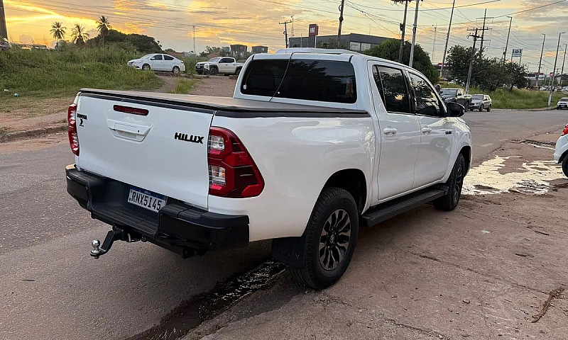 Toyota Hilux 2021 ...