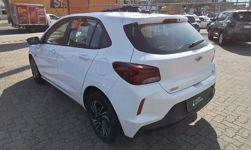 Chevrolet Onix Hatch...