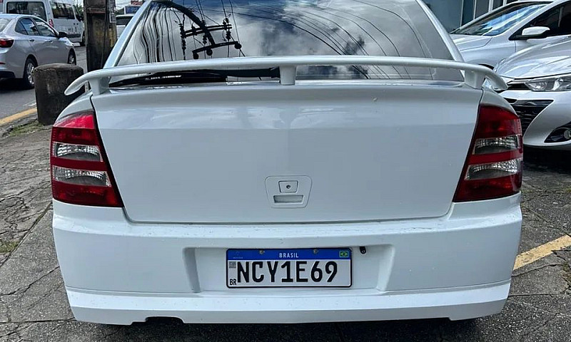 Chevrolet Astra Adva...