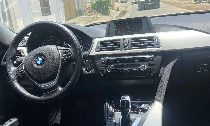 Bmw 320I A 2.0 Turbo...