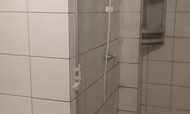 Alugo Apto Na Farola...
