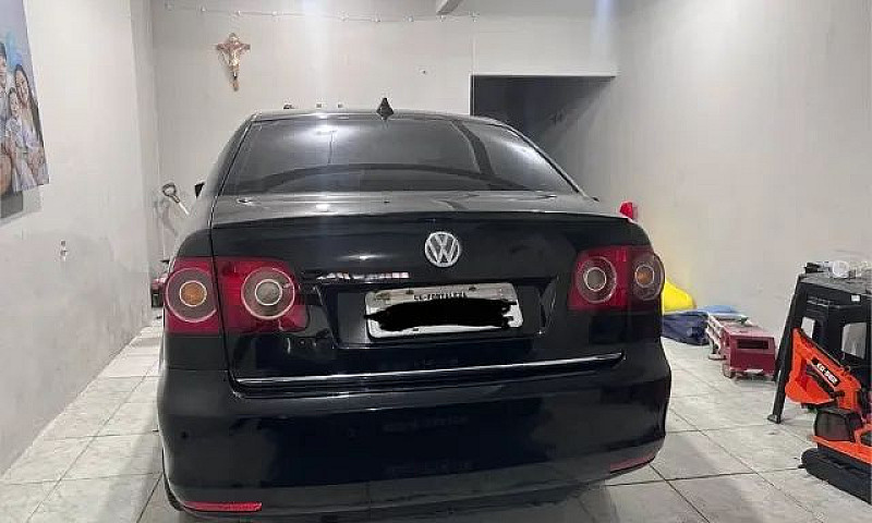 Volkswagen Polo Sed....