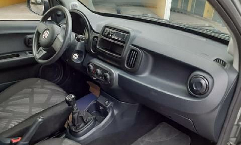 Fiat Mobi...