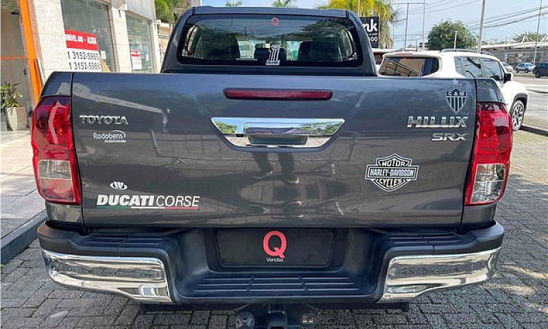 Toyota Hilux 2016 2....