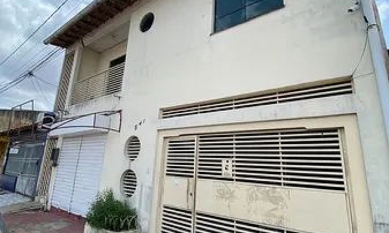 Vende-Se Casa Na Cid...