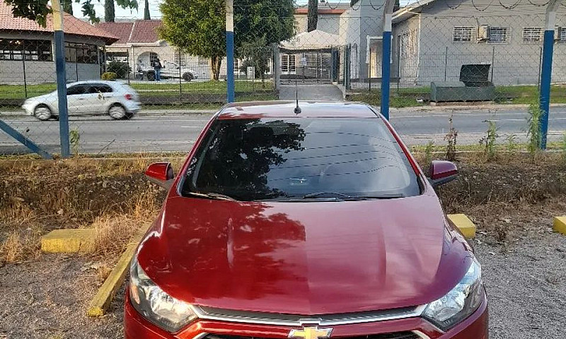 Chevrolet Onix Hatch...