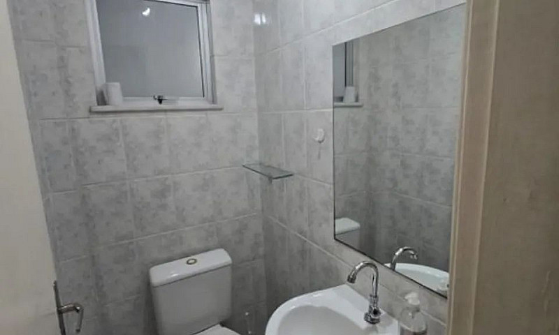 Casa Com 2 Quartos P...