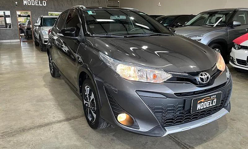 Toyota Yaris X-Way C...