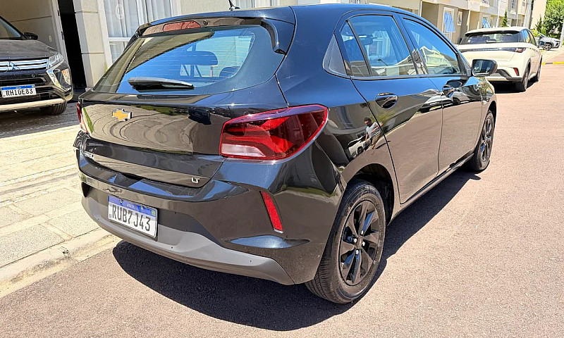Chevrolet Onix Hatch...