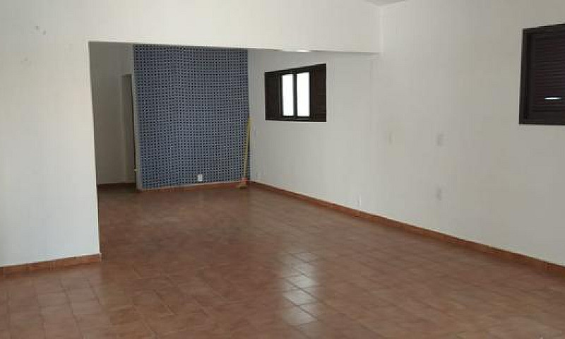 Casa Próximo As 3 Ru...