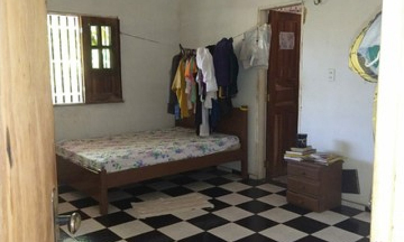 Vendo Uma Casa Grand...
