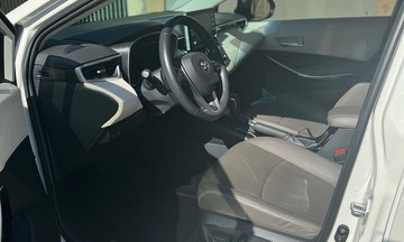  Corolla Altis Hybri...
