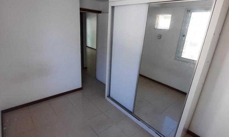02 Quartos Com Suíte...