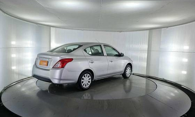Nissan Versa 2020/20...