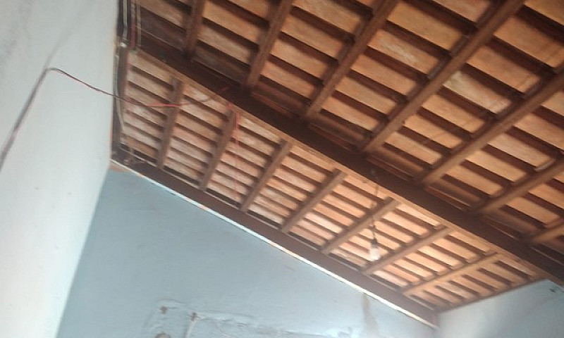 Casa Sozinha No Lote...