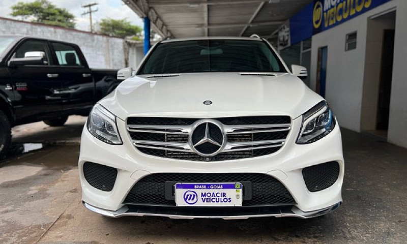 Mercedes-Benz Gle-35...