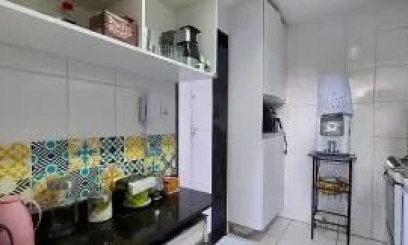 Apartamento Em Cadei...