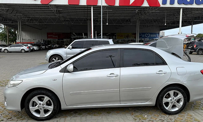 Toyota Corolla Gli 1...