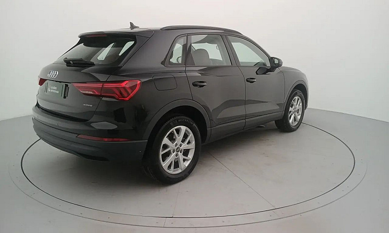 Audi Q3 Prestige 2.0...