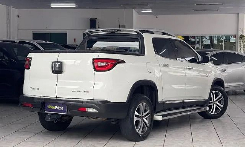 Fiat Toro Volcano 2....