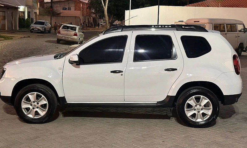 Renault Duster Expre...
