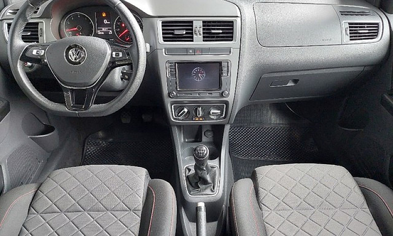 Volkswagen Fox 1.6 M...