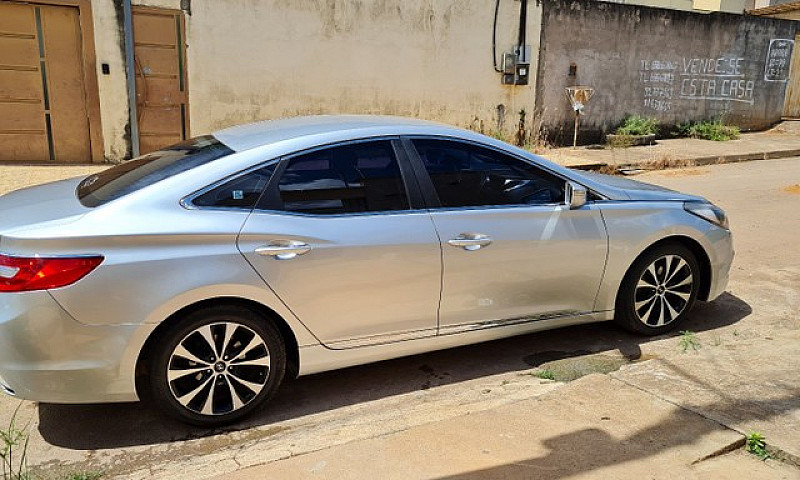 Vende-Se Azera 2012/...