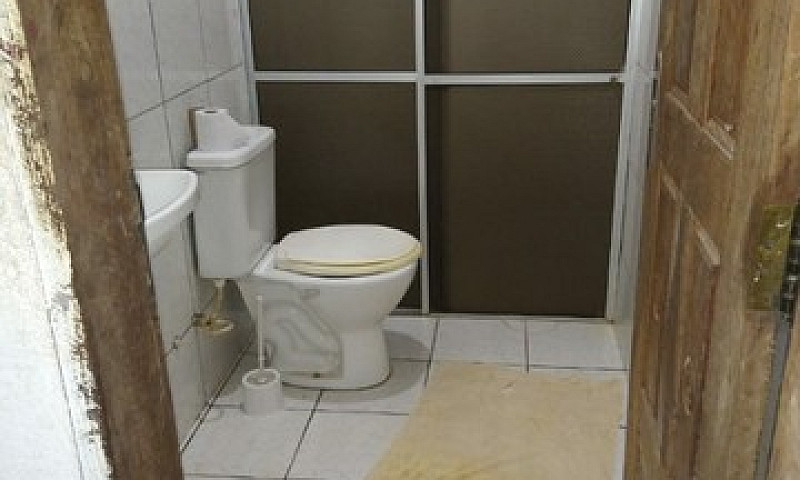Vendo Uma Casa Grand...