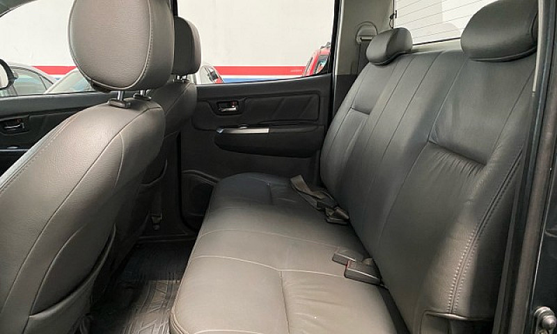 Hilux Srv Diesel 4X4...