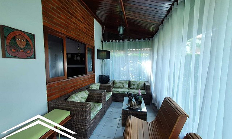 Casa De Condomínio P...