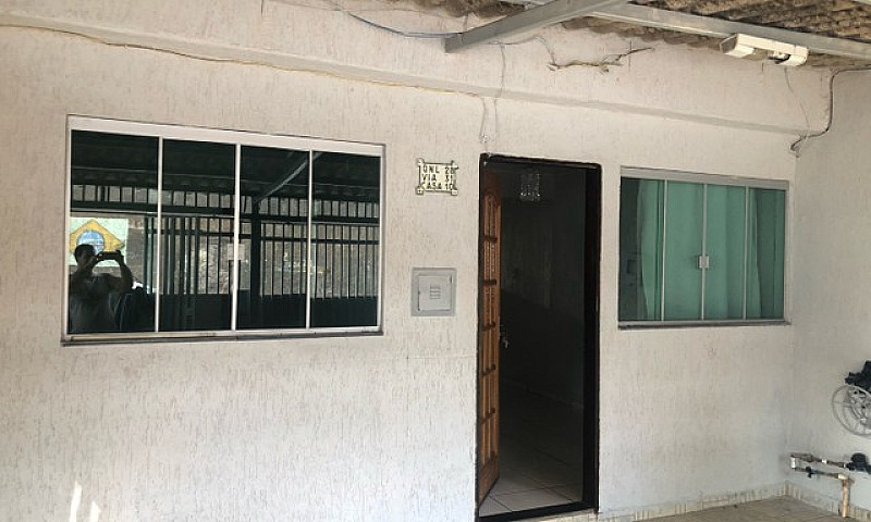 Alugo Casa Qnl 28...