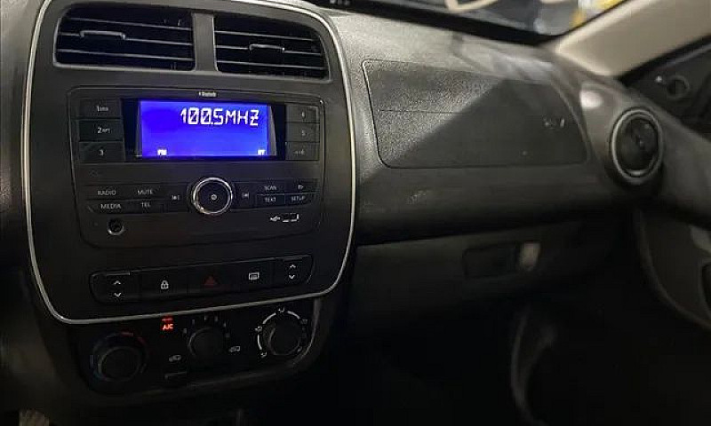 Renault Kwid 1.0 12V...