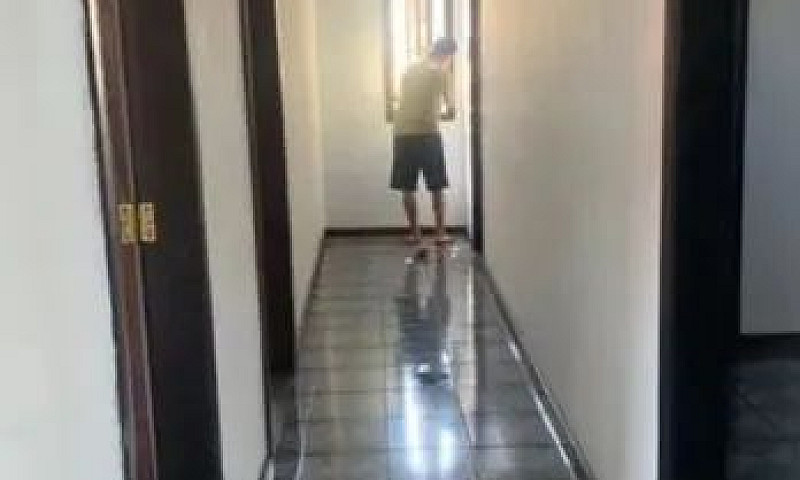 Casa Comercial Estra...