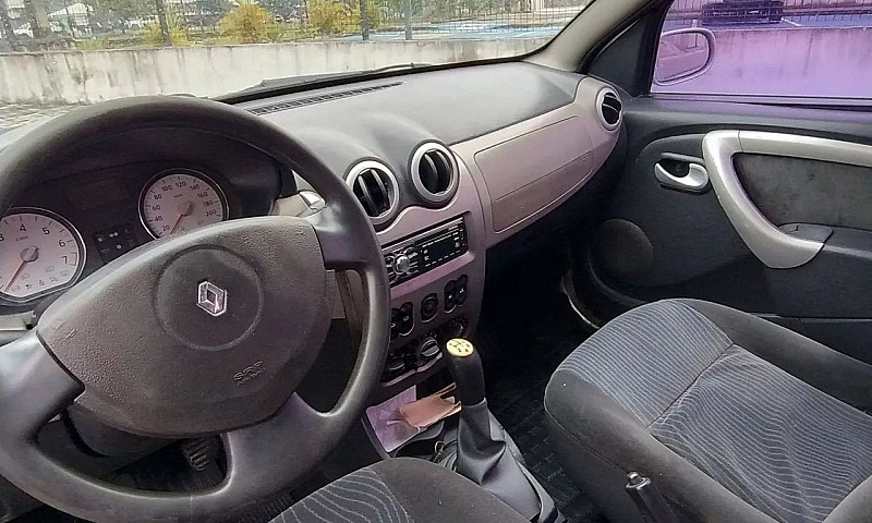 Renault Sandero Priv...