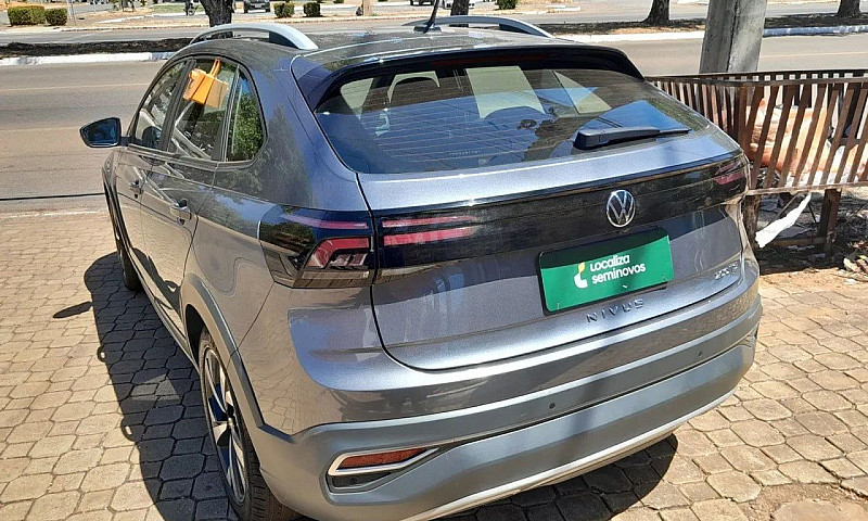 Volkswagen Nivus Hig...