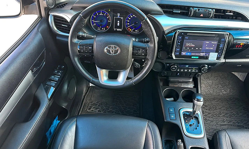 Hilux Srv 2.7 Flex 4...