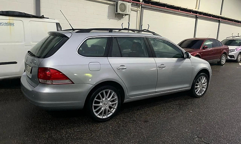 Volkswagen Jetta Var...