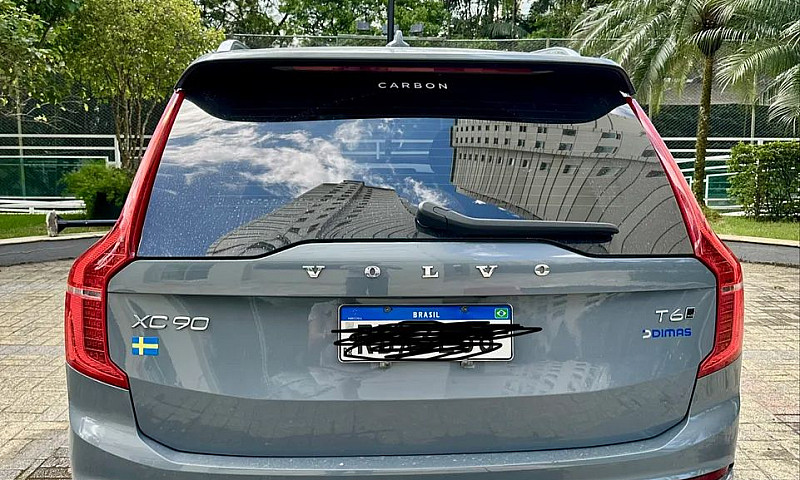 Volvo Xc 90 T-6 Mome...