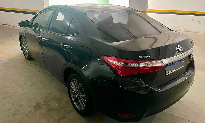 Toyota Corolla Xei 2...