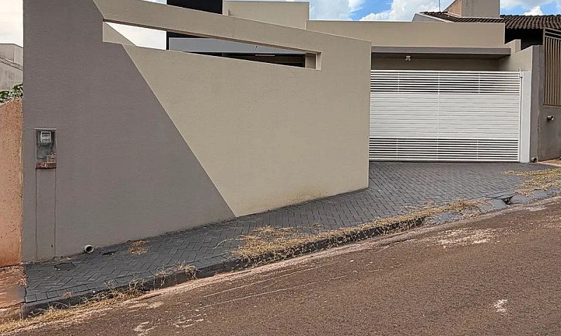 Vende-Se / Casa Nova...