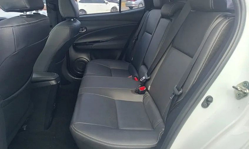 Toyota Yaris Xls 1.5...