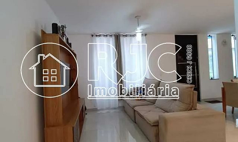 Casa De Vila : Duple...