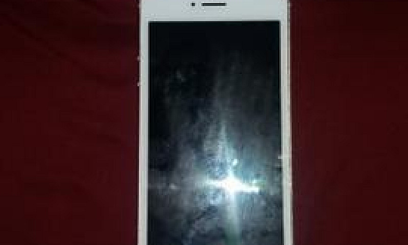 Iphone 5S Semi Novo ...