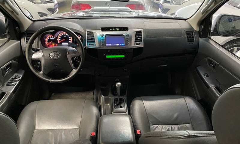 Hilux Srv Diesel 4X4...