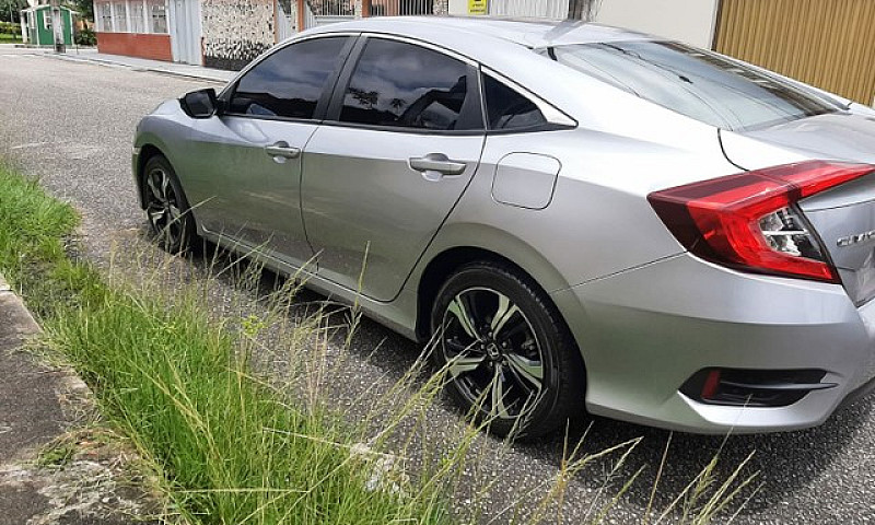 Honda Civic   ...