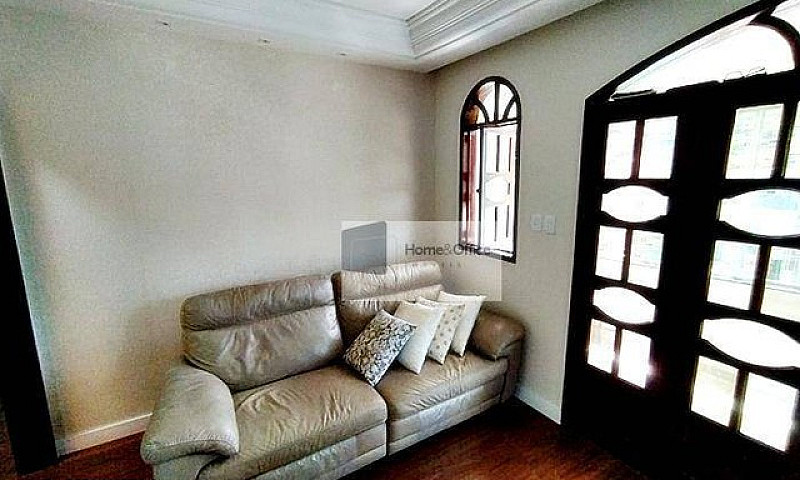 Casa Com 3 Dormitóri...