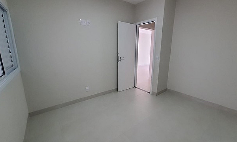 Ótima Casa No Bairro...