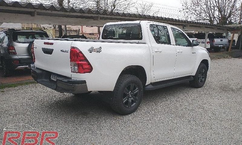 Toyota Hilux Apenas ...