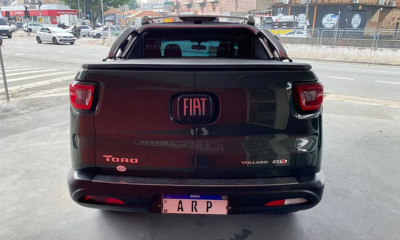 Fiat Toro Volcano 2....