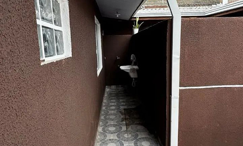 Três Casas No Terren...